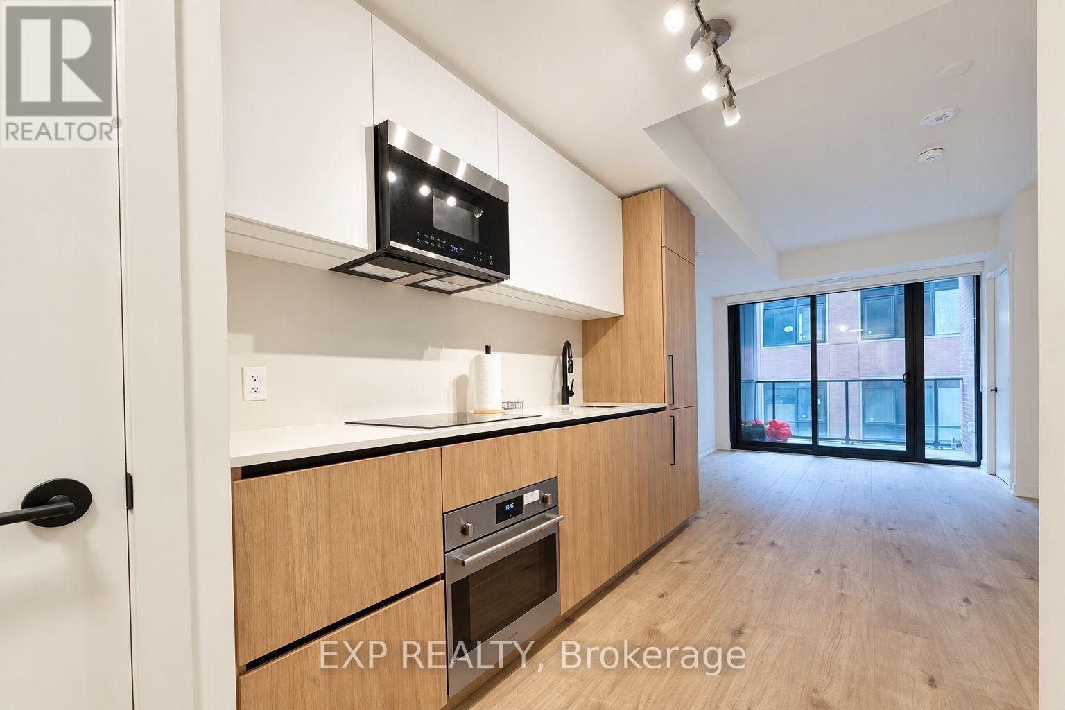 412 - 35 Parliament Street Property Photo 15
