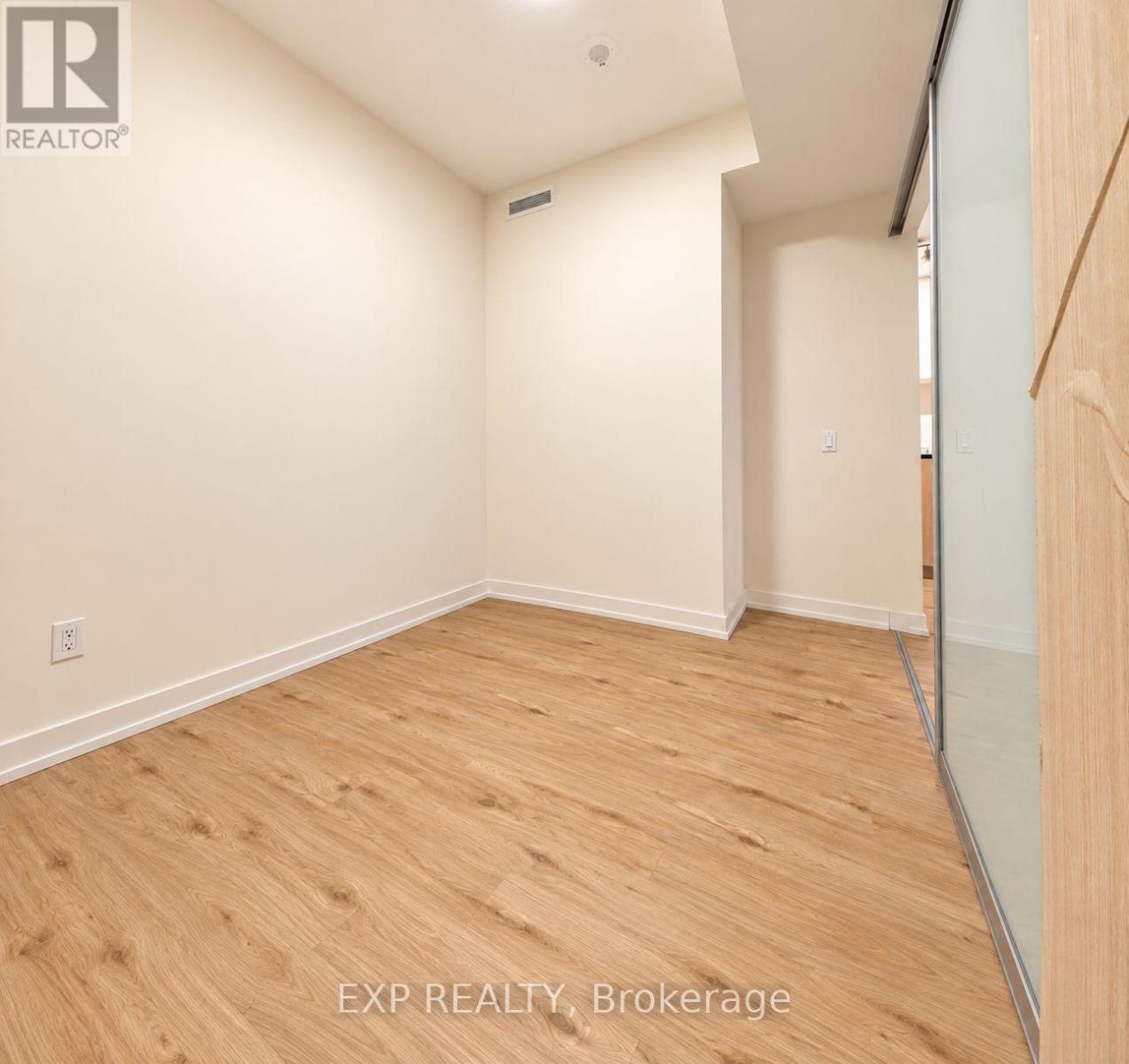 412 - 35 Parliament Street Property Photo 20