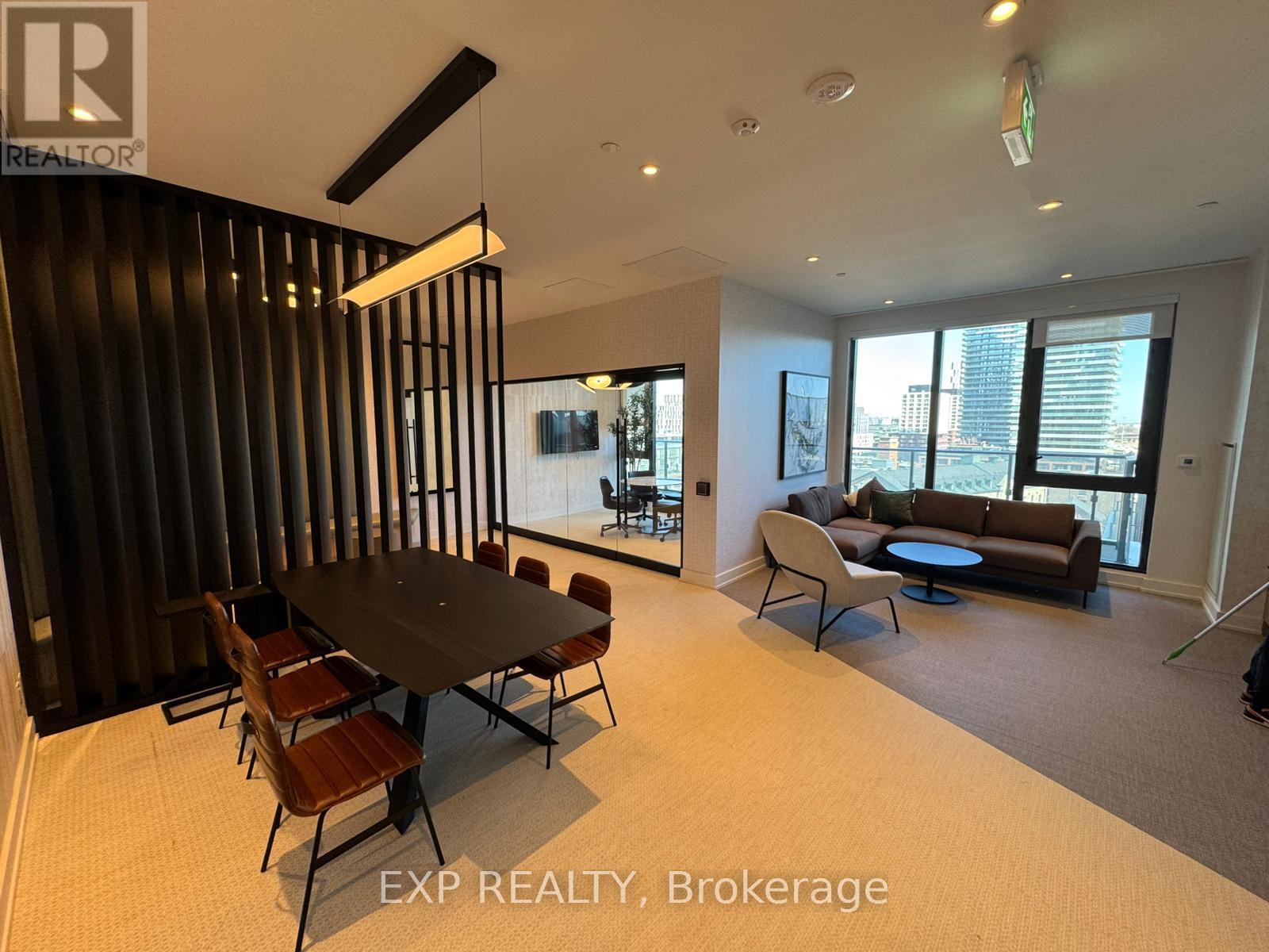 412 - 35 Parliament Street Property Photo 26