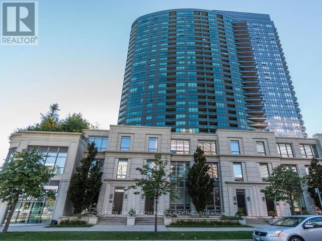 912 - 15 GREENVIEW AVENUE Property Photo 1