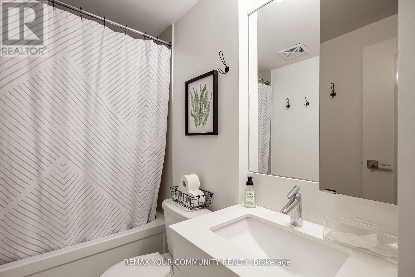 724 - 98 Lillian Street Property Photo 8