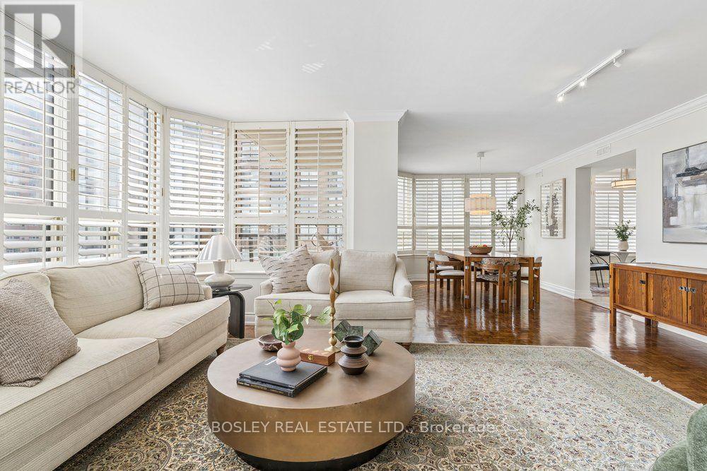 915 - 268 Ridley Boulevard Property Photo 1