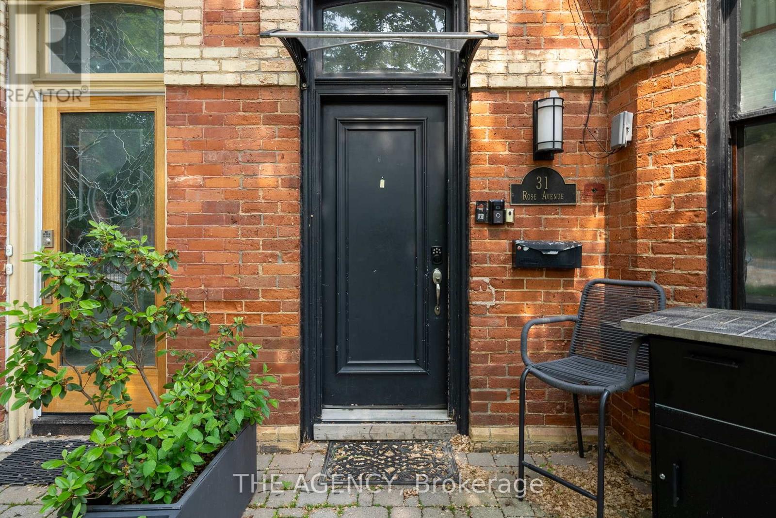 31 Rose Avenue Property Photo 2