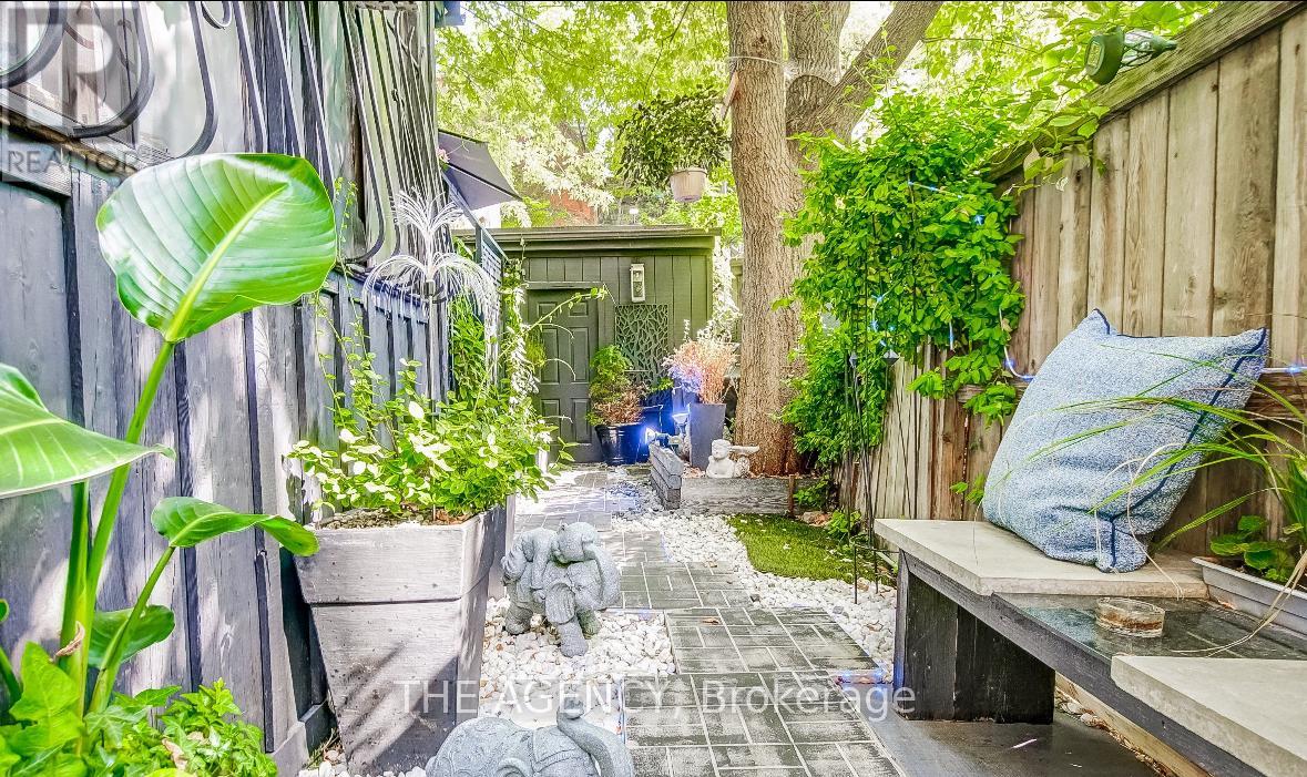 31 Rose Avenue Property Photo 38