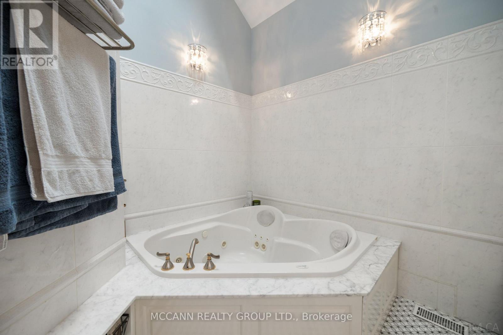 75 Haddington Avenue Property Photo 24