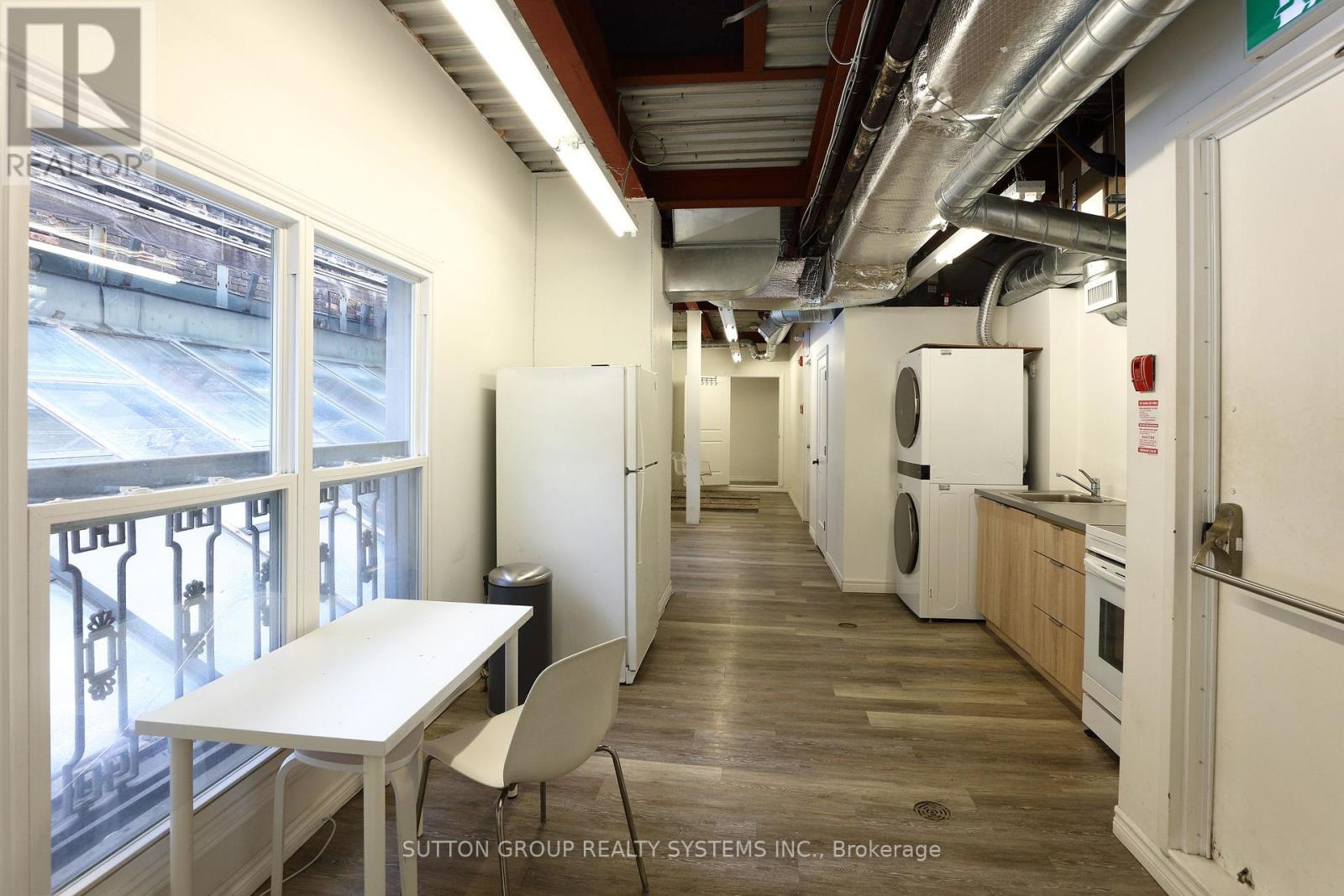 2ND FLOOR - 328-330 QUEEN STREET W Property Photo 1