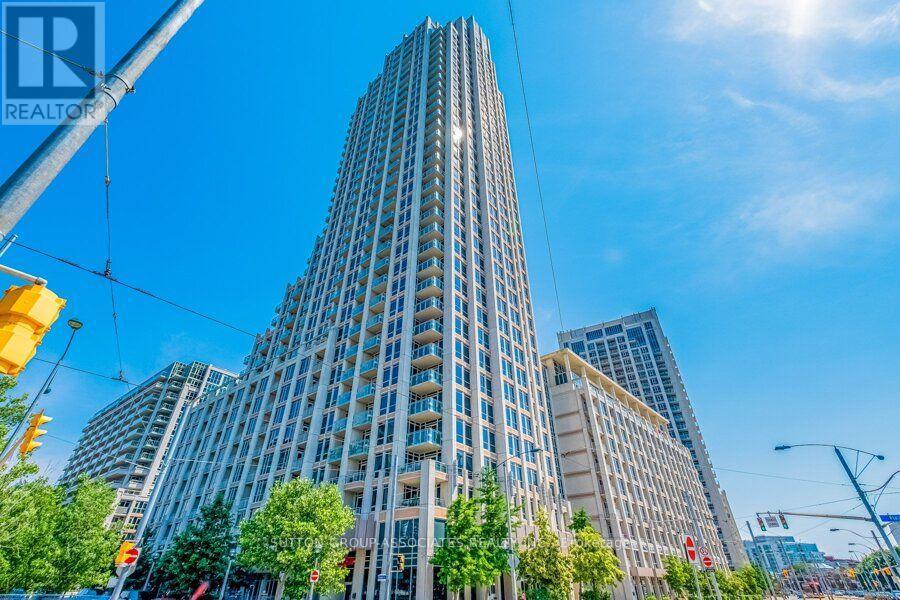 1603 - 628 FLEET STREET Property Image