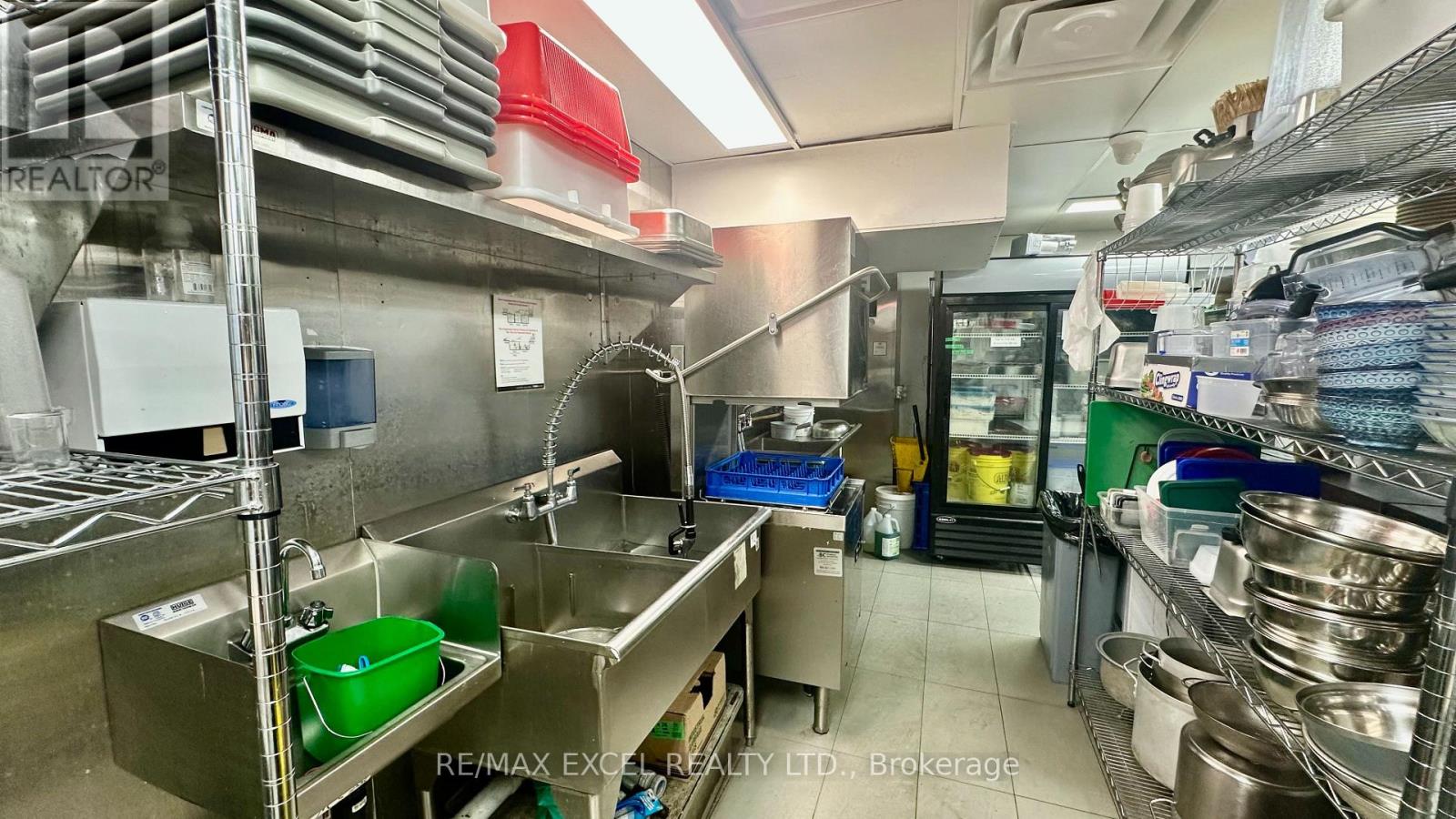 5308 Yonge Street Property Photo 11