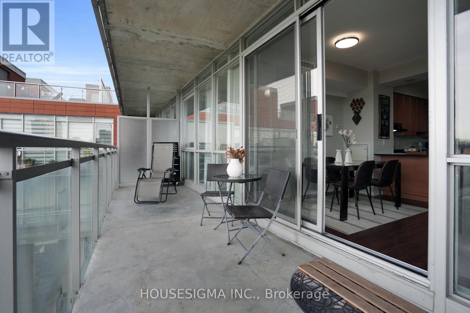 515 - 30 Canterbury Place Property Photo 26