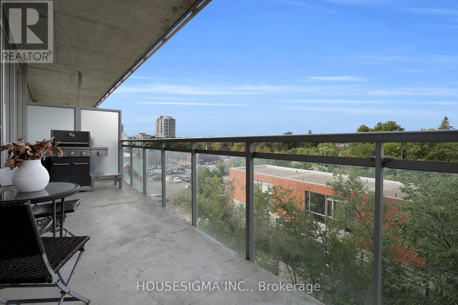 515 - 30 Canterbury Place Property Photo 27