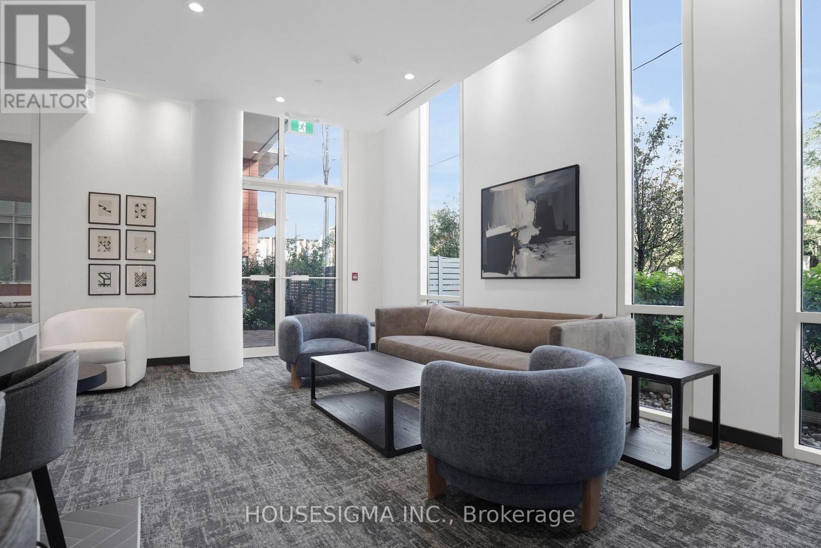 515 - 30 Canterbury Place Property Photo 33