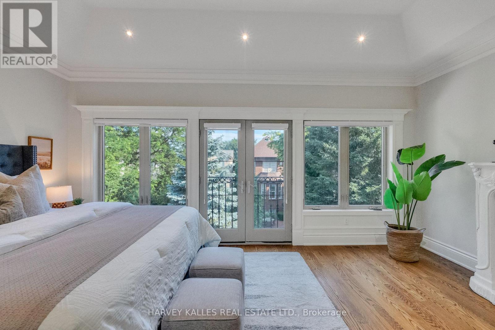 168 Roe Avenue Property Photo 31