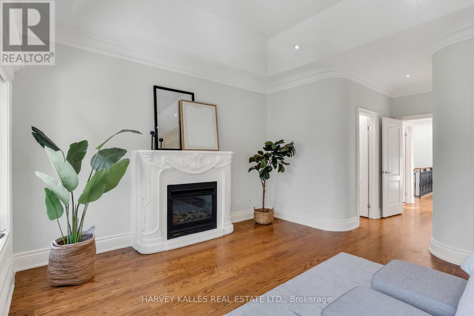 168 Roe Avenue Property Photo 34