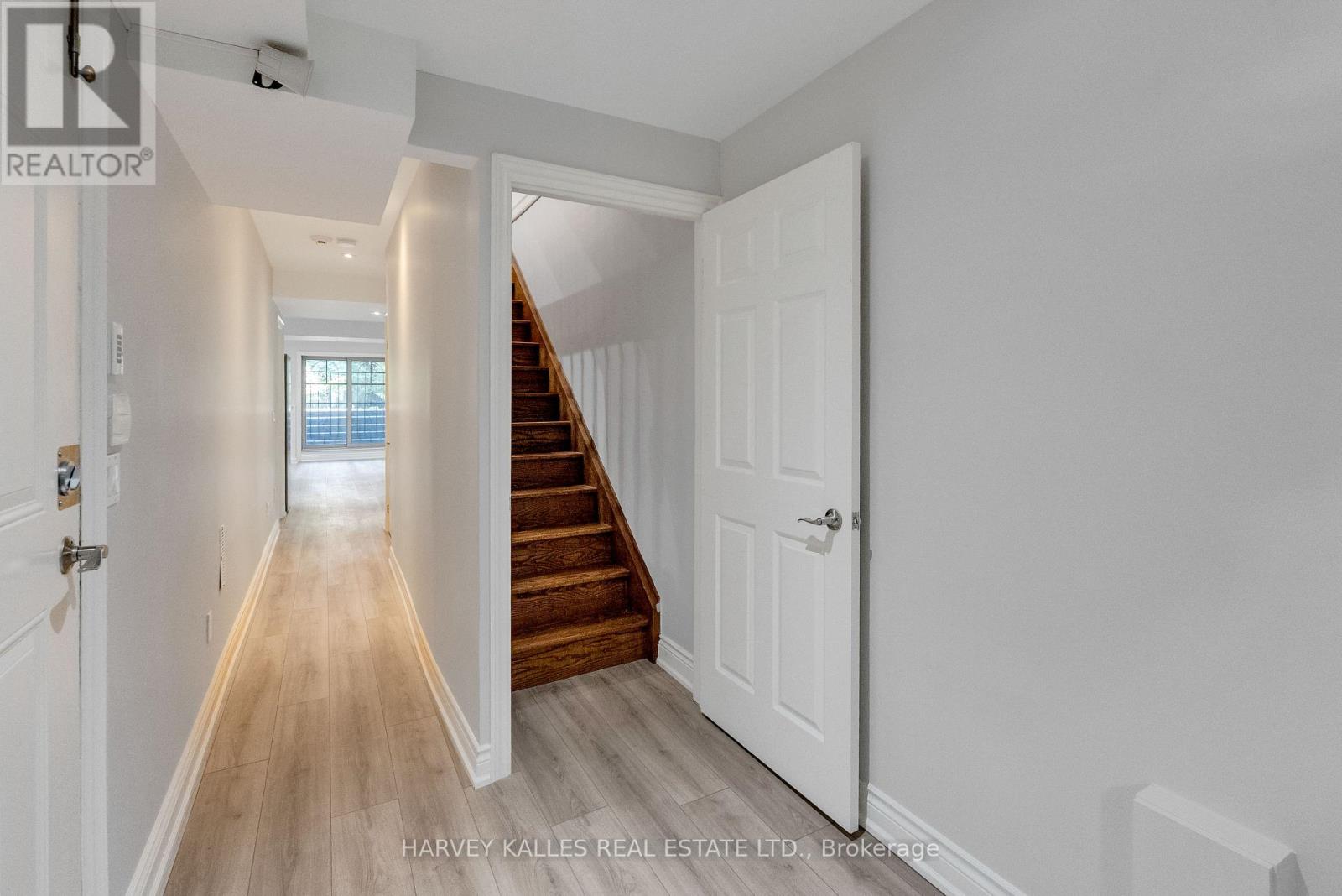 168 Roe Avenue Property Photo 41