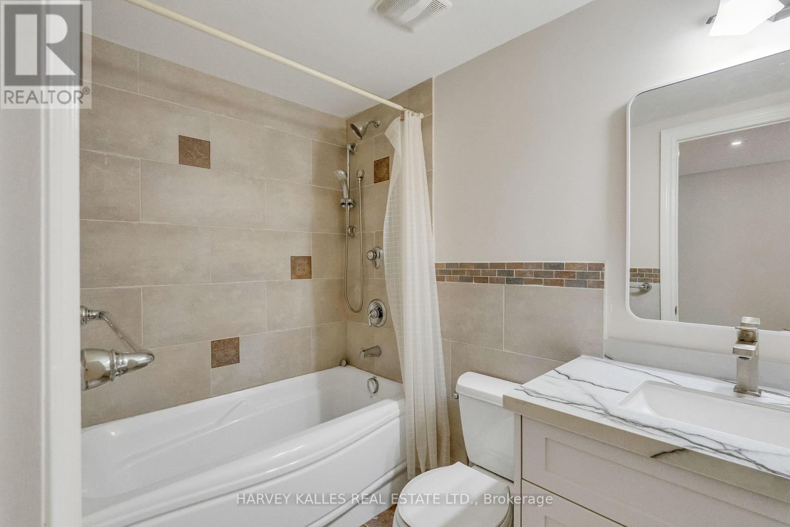 168 Roe Avenue Property Photo 42