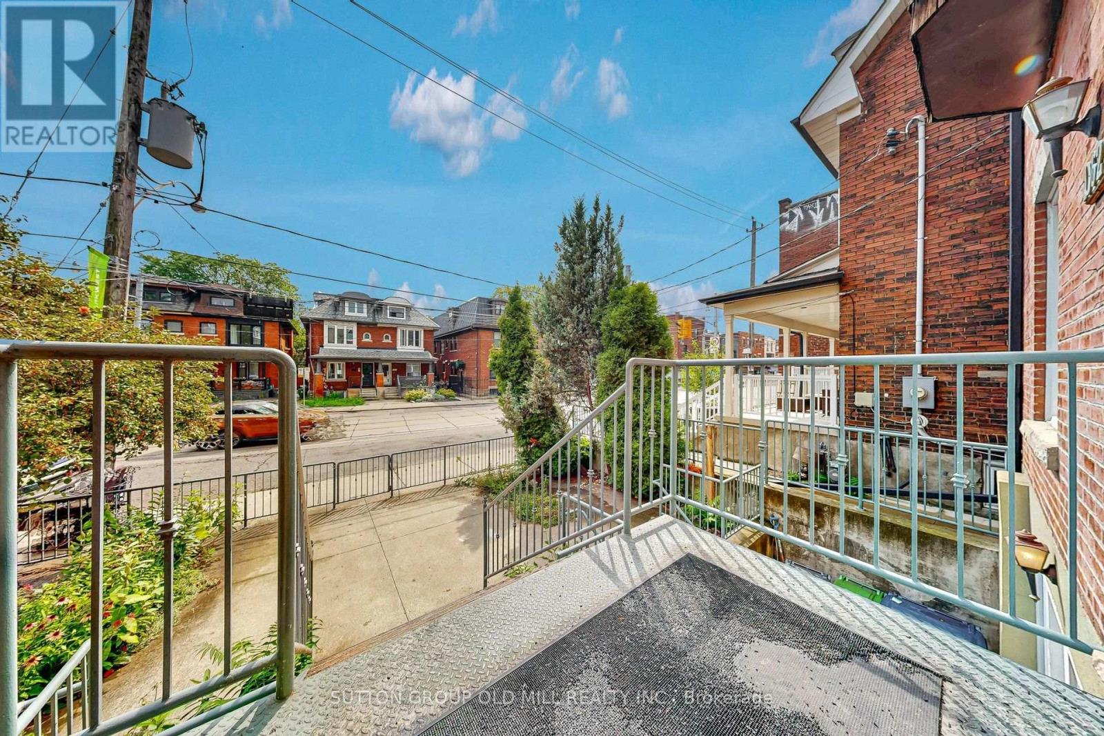1060 College Street Property Photo 47