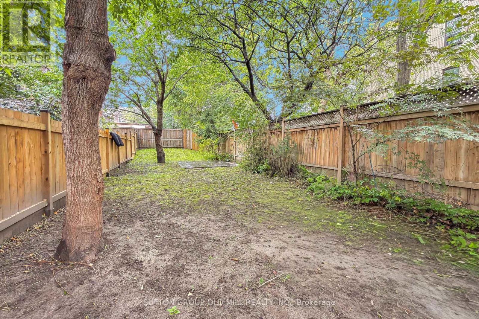 1060 College Street Property Photo 48