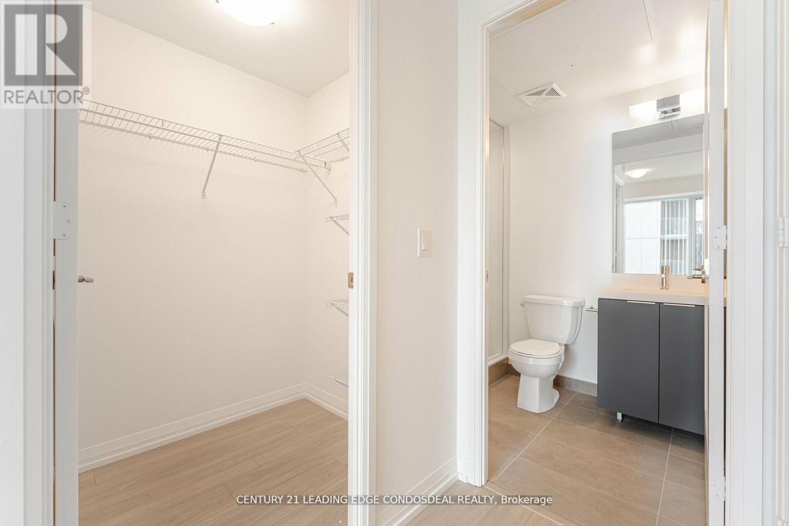 4929 - 28 Widmer Street Property Photo 19
