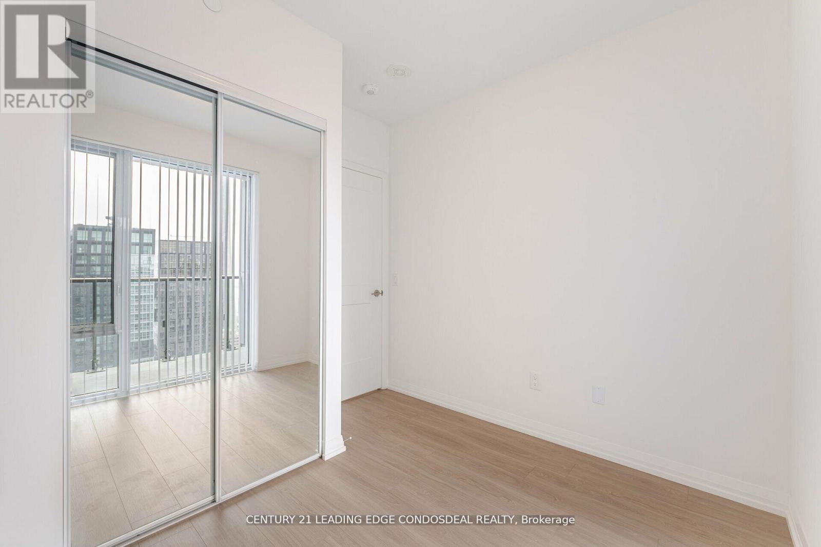 4929 - 28 Widmer Street Property Photo 24