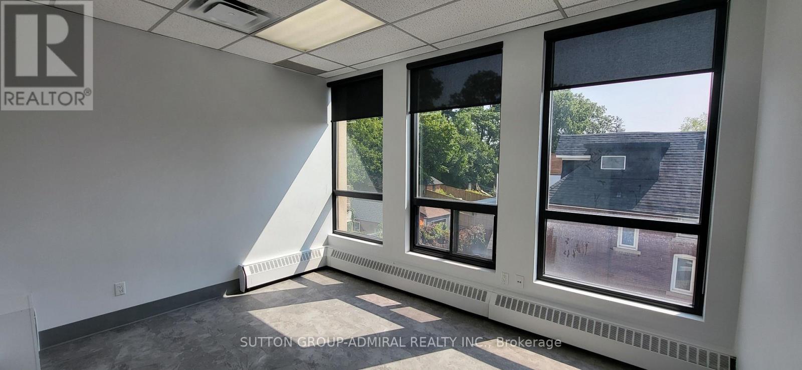 204a - 845 St Clair Avenue W Property Photo 12