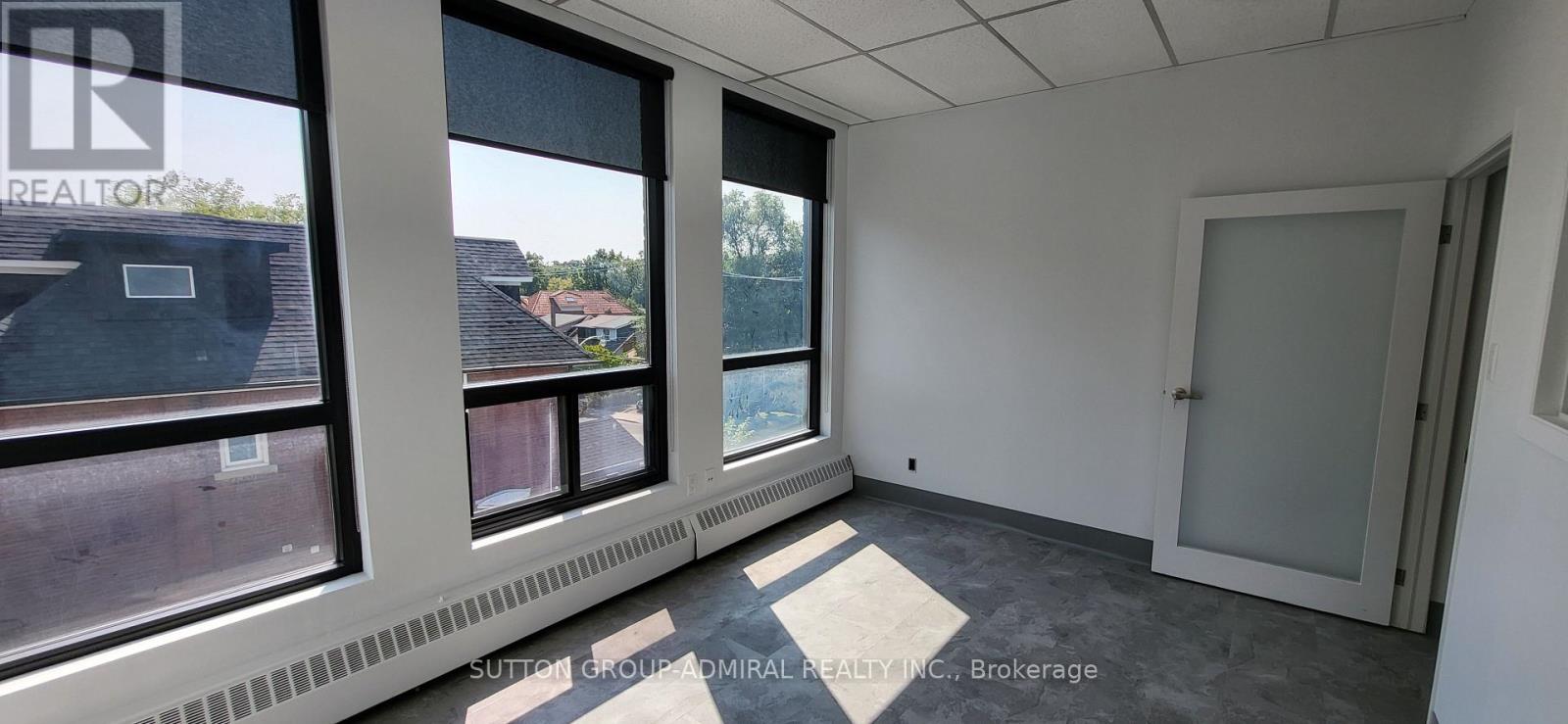 204a - 845 St Clair Avenue W Property Photo 13