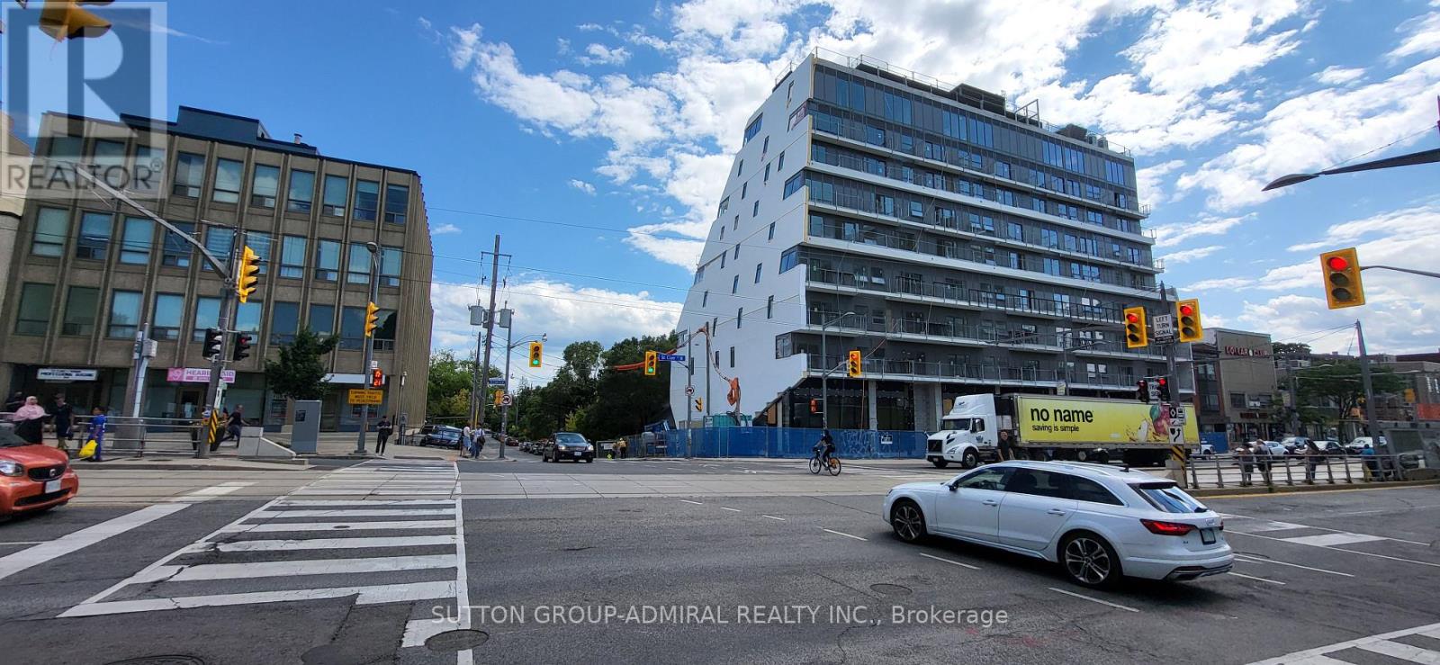 204a - 845 St Clair Avenue W Property Photo 39