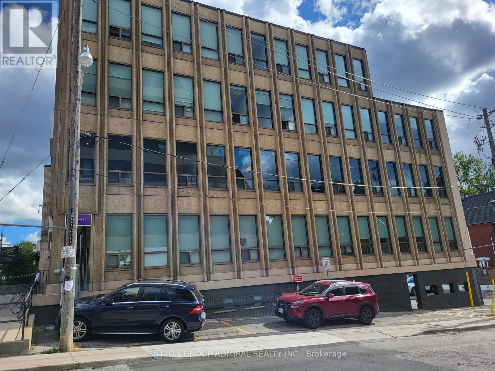 204a - 845 St Clair Avenue W Property Photo 41