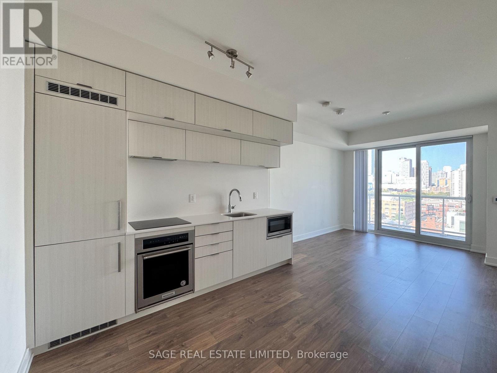 1111 - 80 Vanauley Street Property Photo 1