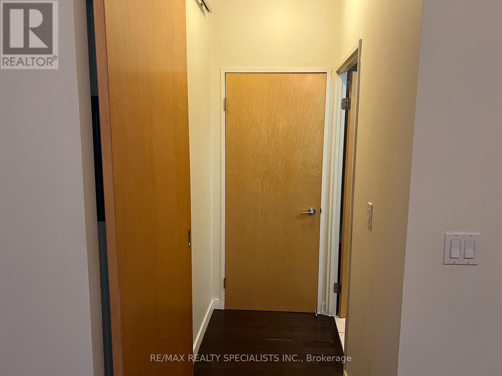 715 - 1 SHAW STREET Property Photo 1