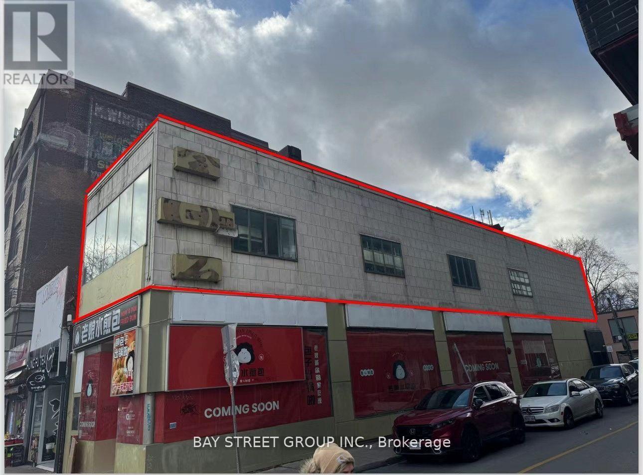 2ND FLR - 266 SPADINA AVENUE
