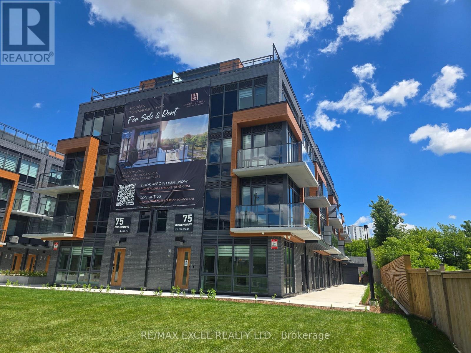 15 - 75 Curlew Drive Property Photo 1
