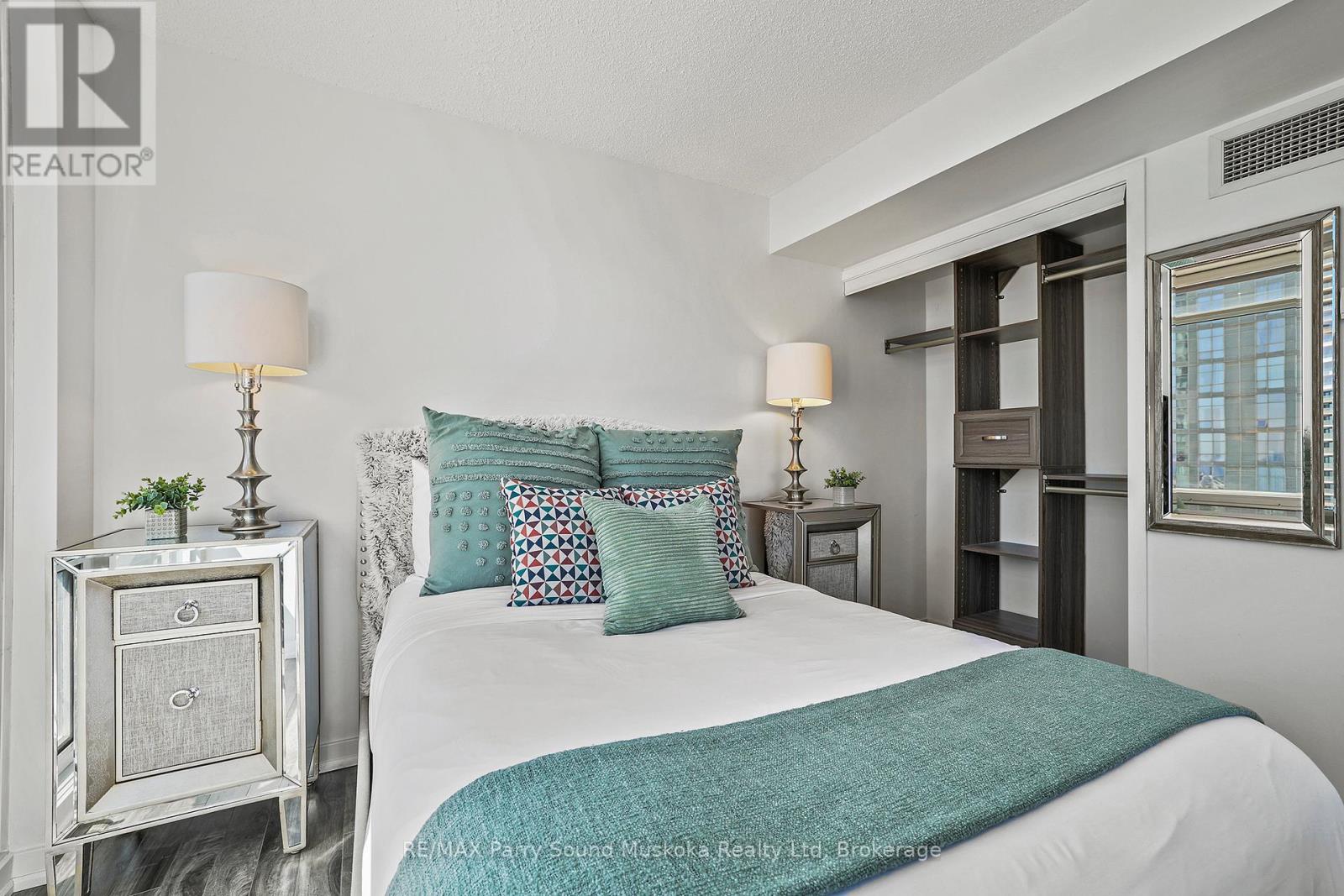 11 Brunel Court Property Photo 14