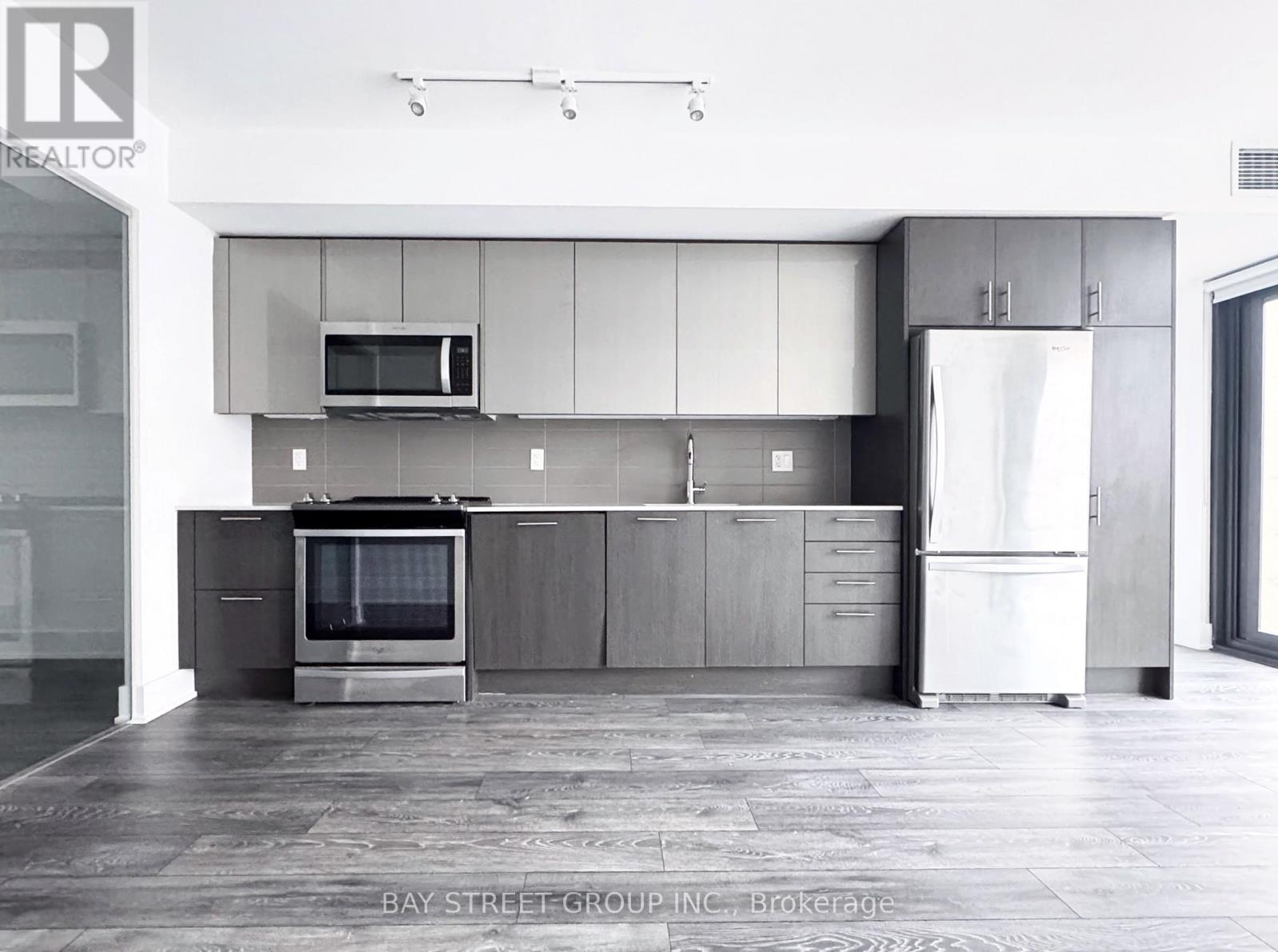 403 - 403 CHURCH STREET Property Photo 1