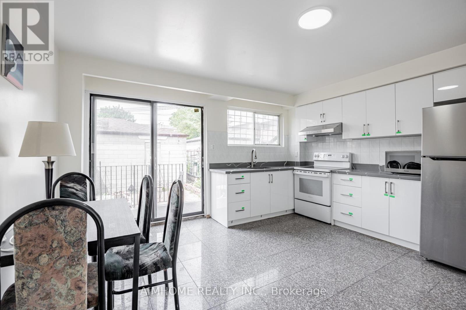2B - 144 WOLSELEY STREET Property Photo 1