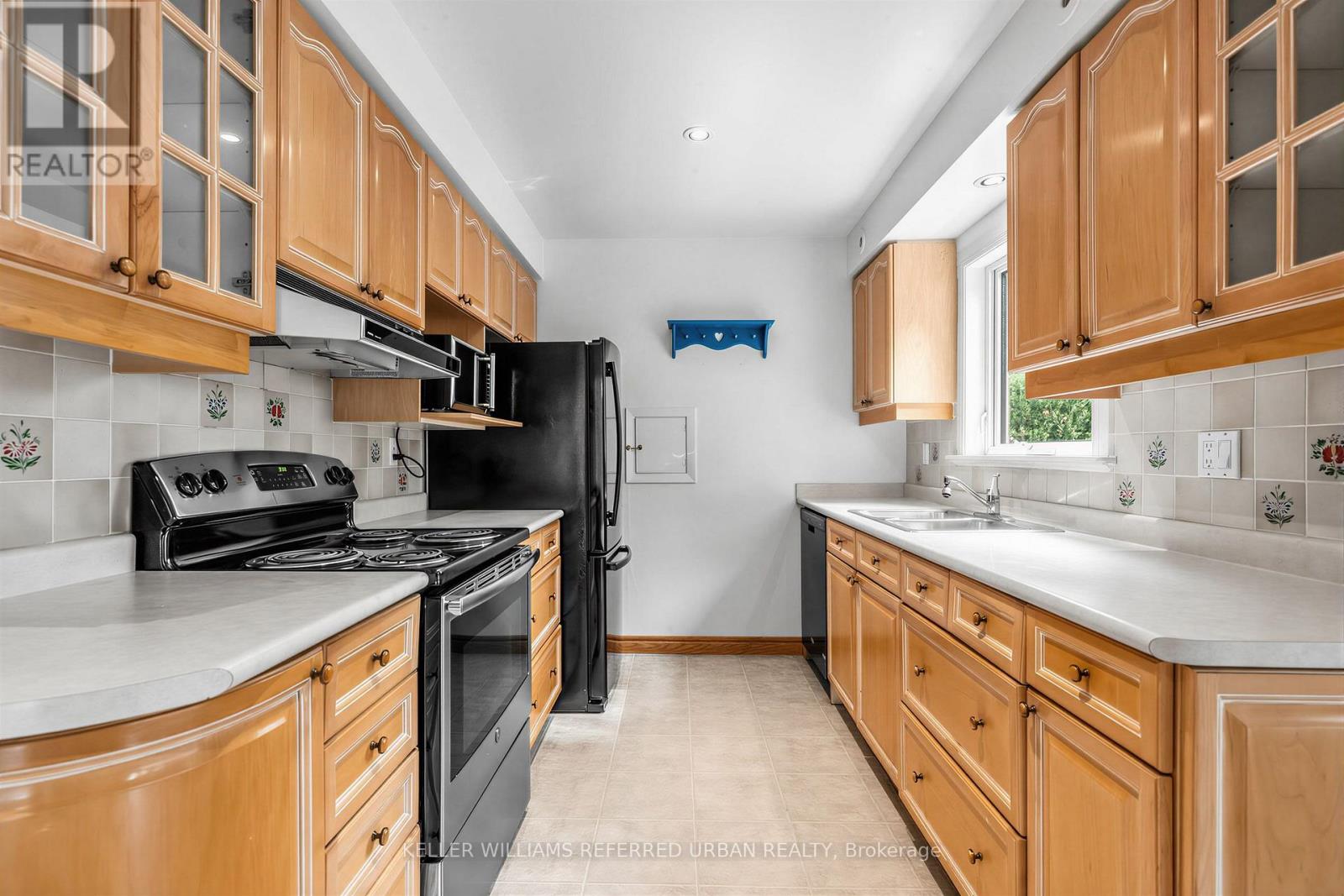 81 Mcnicoll Avenue Property Photo 8