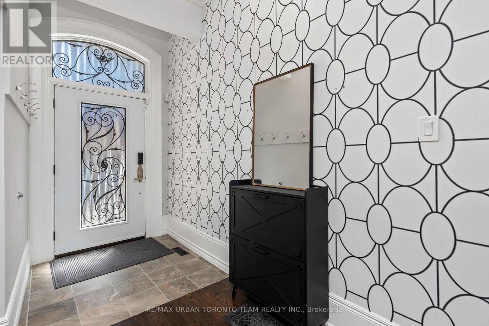18 Draper Street Property Photo 15