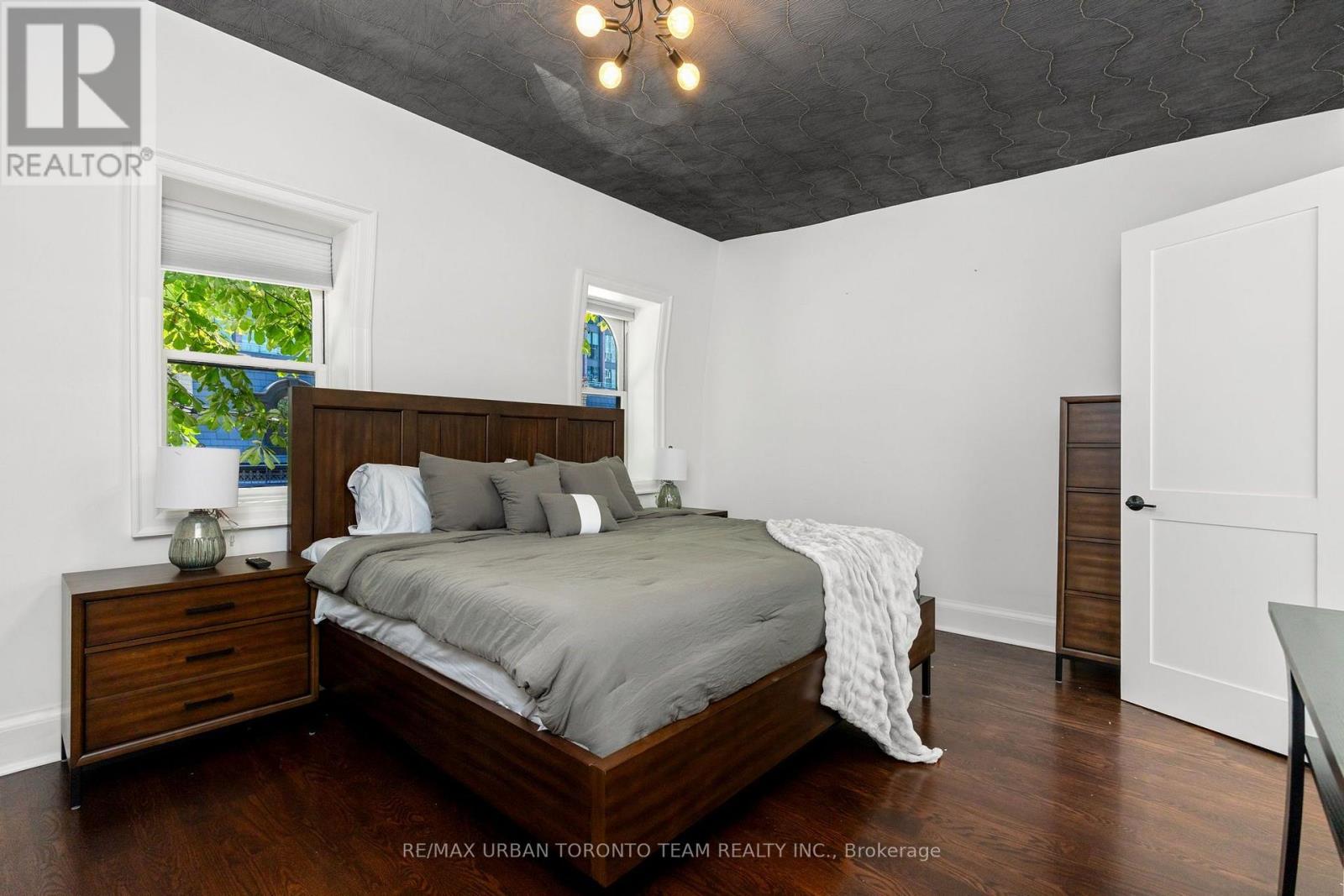 18 Draper Street Property Photo 19