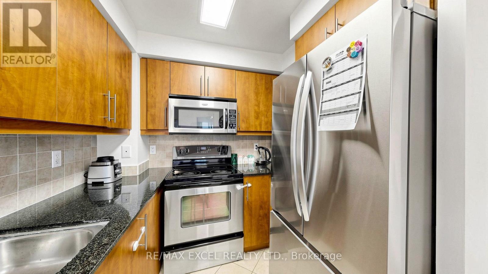 1603 - 509 Beecroft Road Property Photo 15