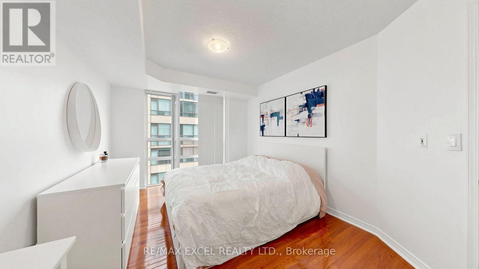 1603 - 509 Beecroft Road Property Photo 16