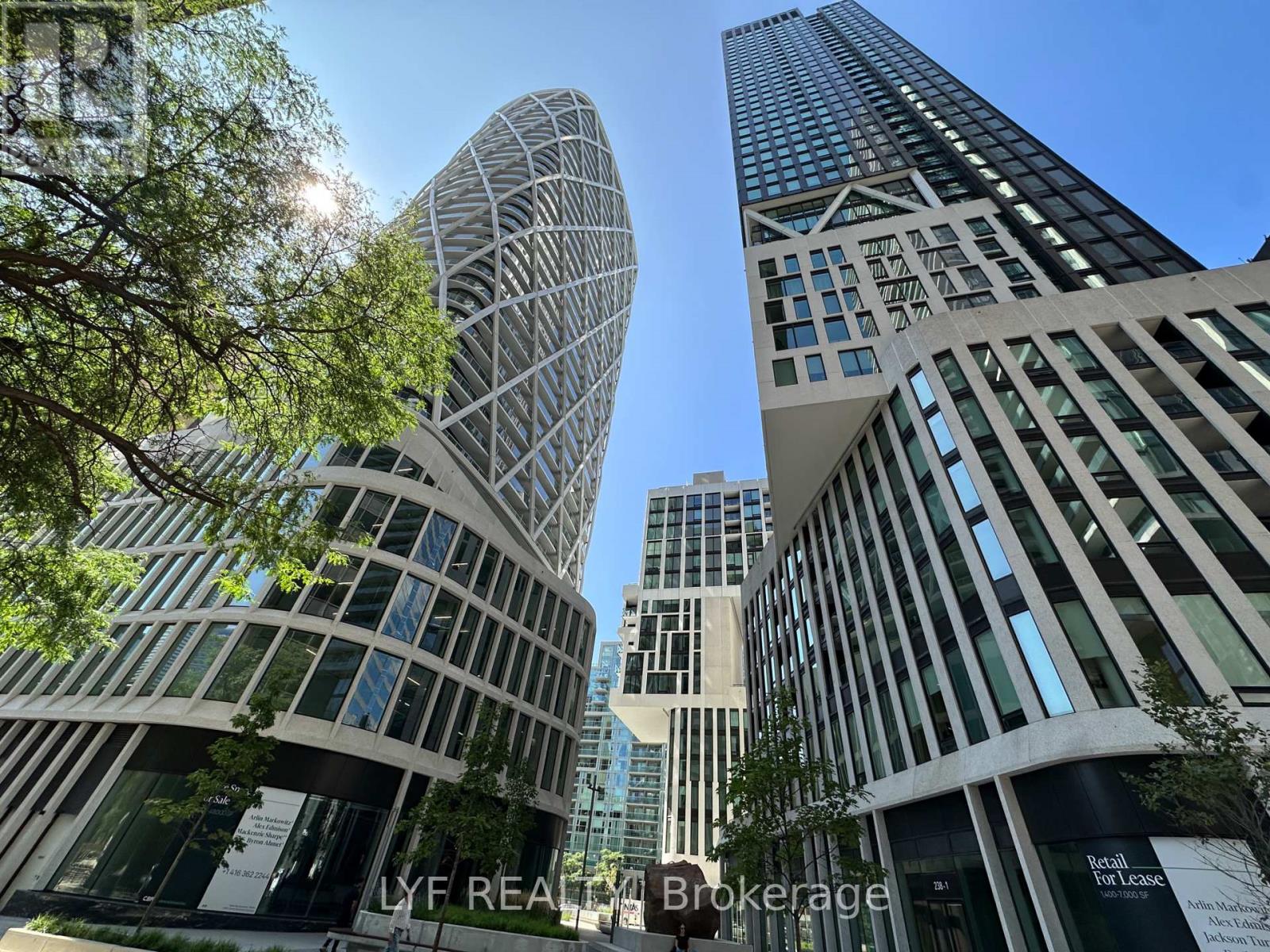 1728 - 230 SIMCOE STREET Property Photo 1