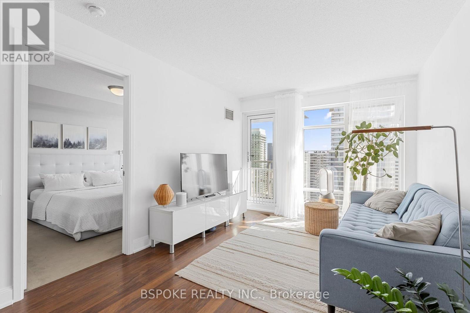 3012 - 2191 Yonge Street Property Photo 12