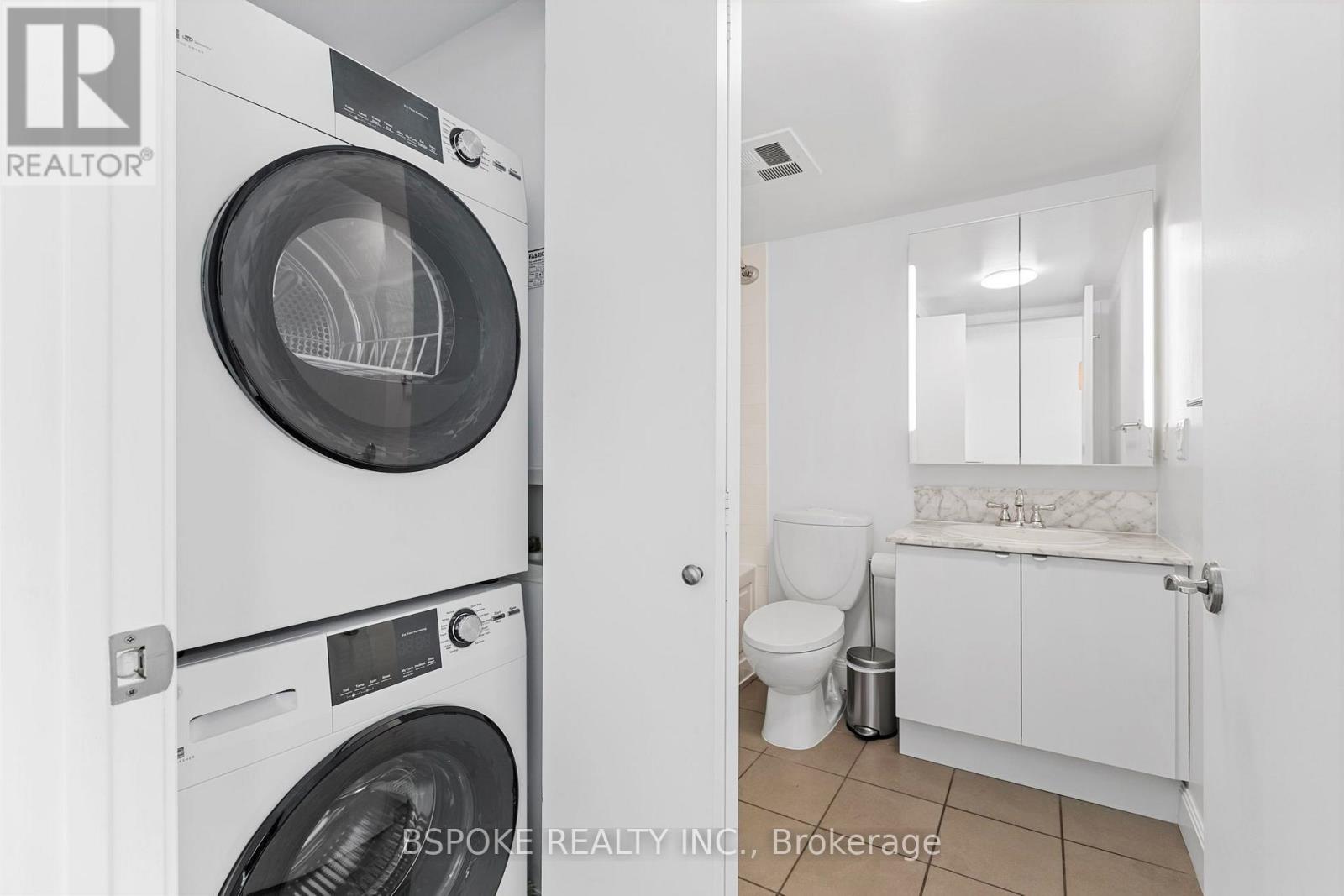 3012 - 2191 Yonge Street Property Photo 15