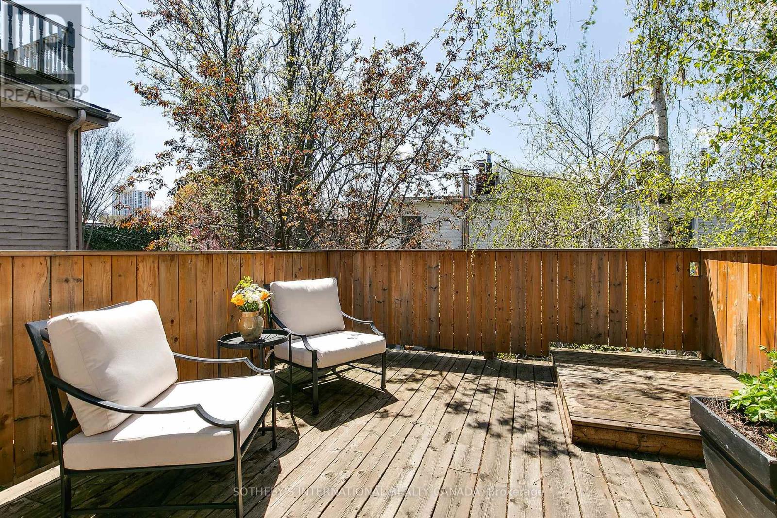6 Bowman Street Property Photo 36