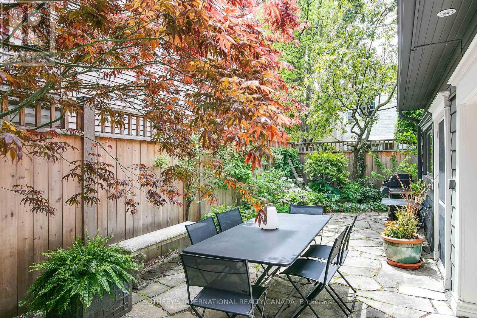 6 Bowman Street Property Photo 38