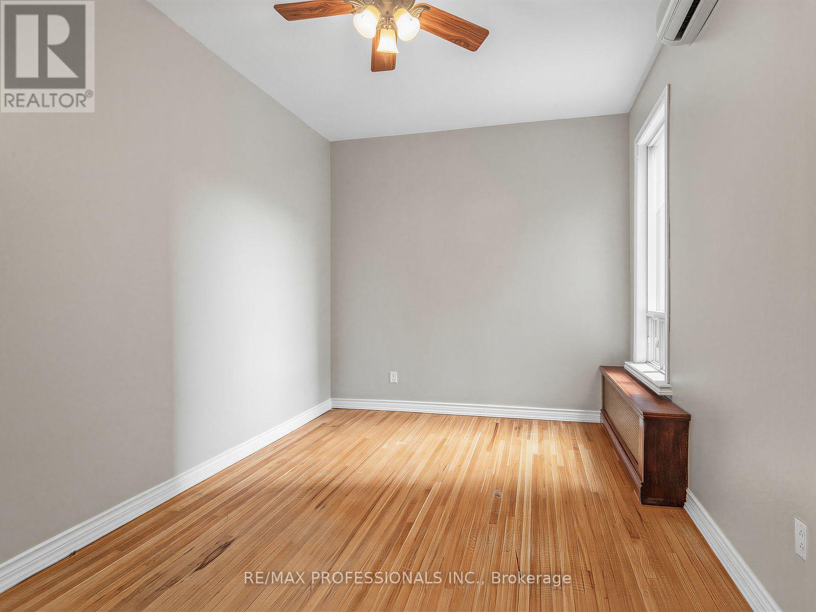168 Markham Street Property Photo 8