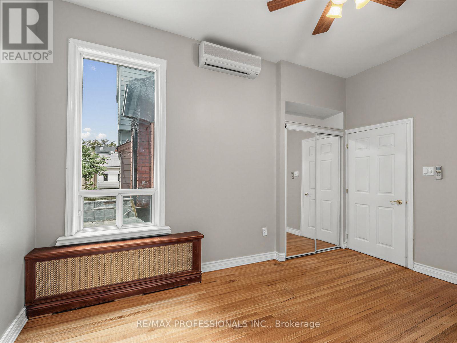 168 Markham Street Property Photo 9