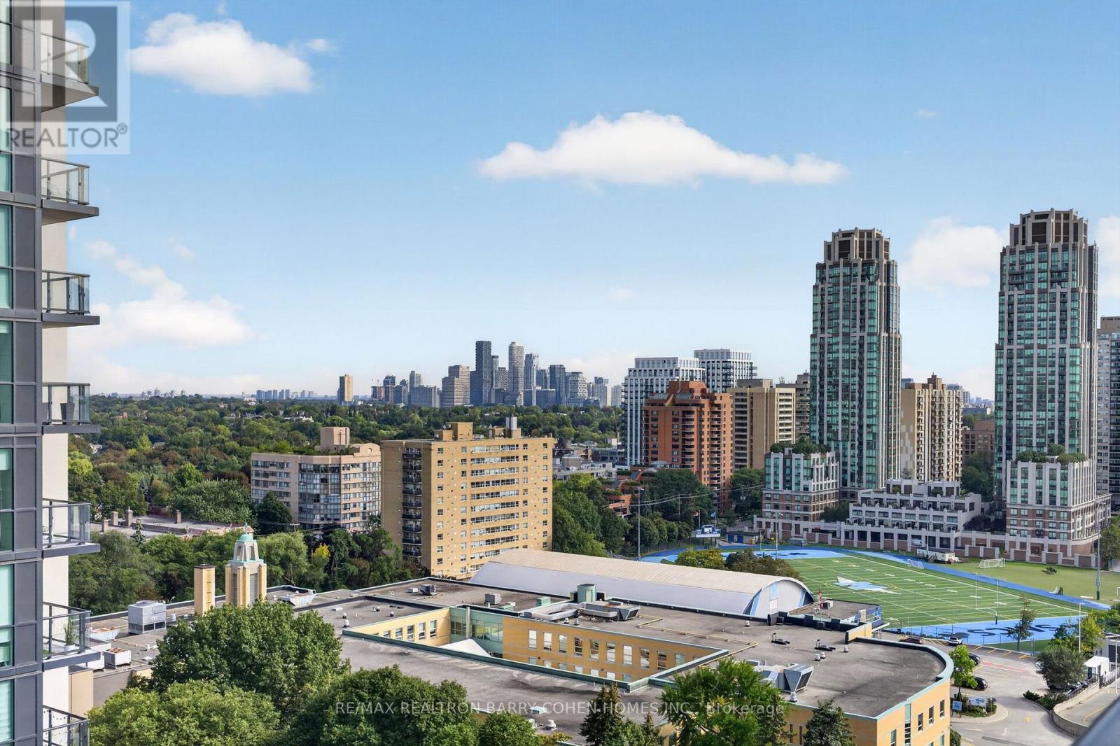 1404 - 500 St Clair Avenue W Property Photo 15
