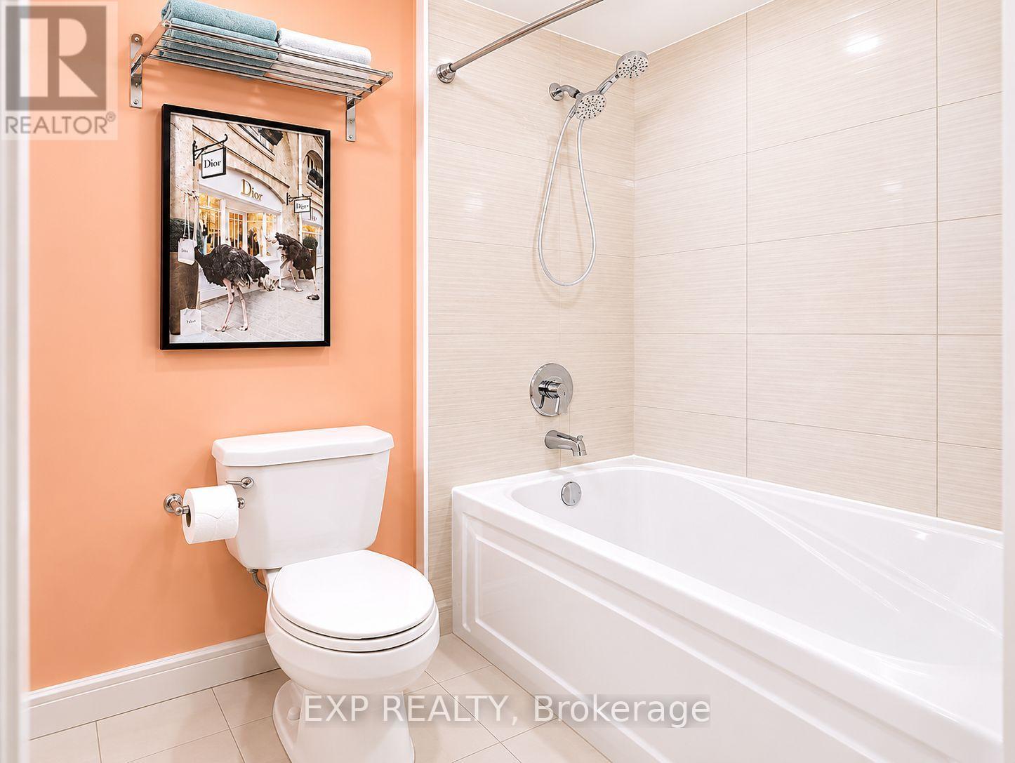 404 - 500 St Clair Avenue W Property Photo 15