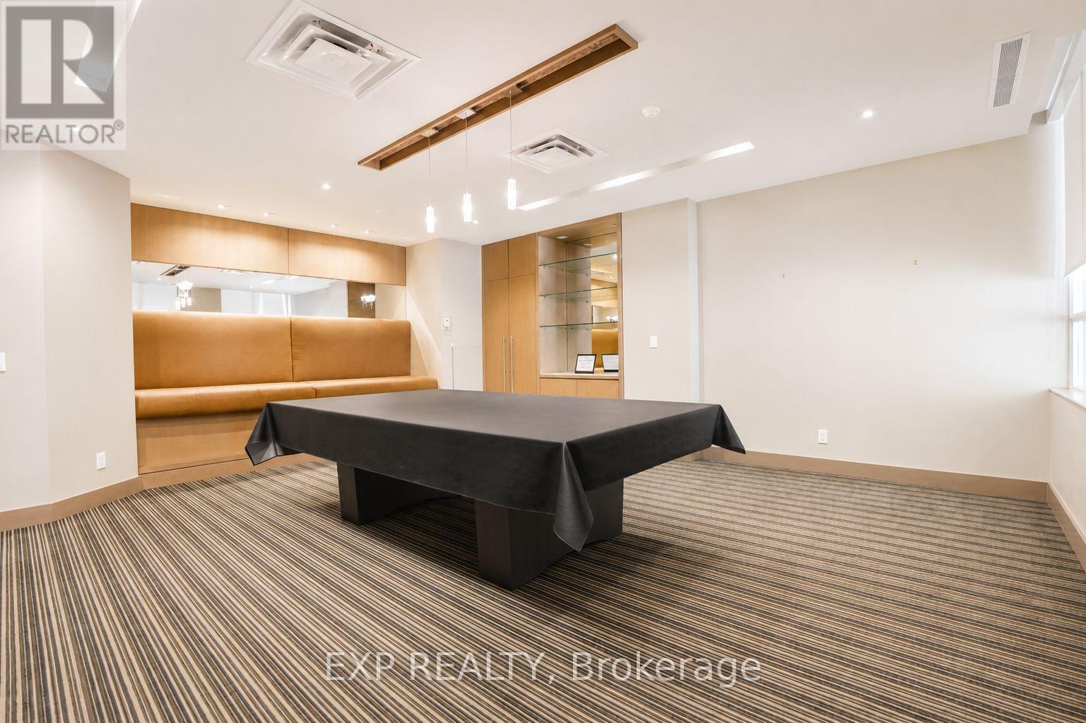 404 - 500 St Clair Avenue W Property Photo 20