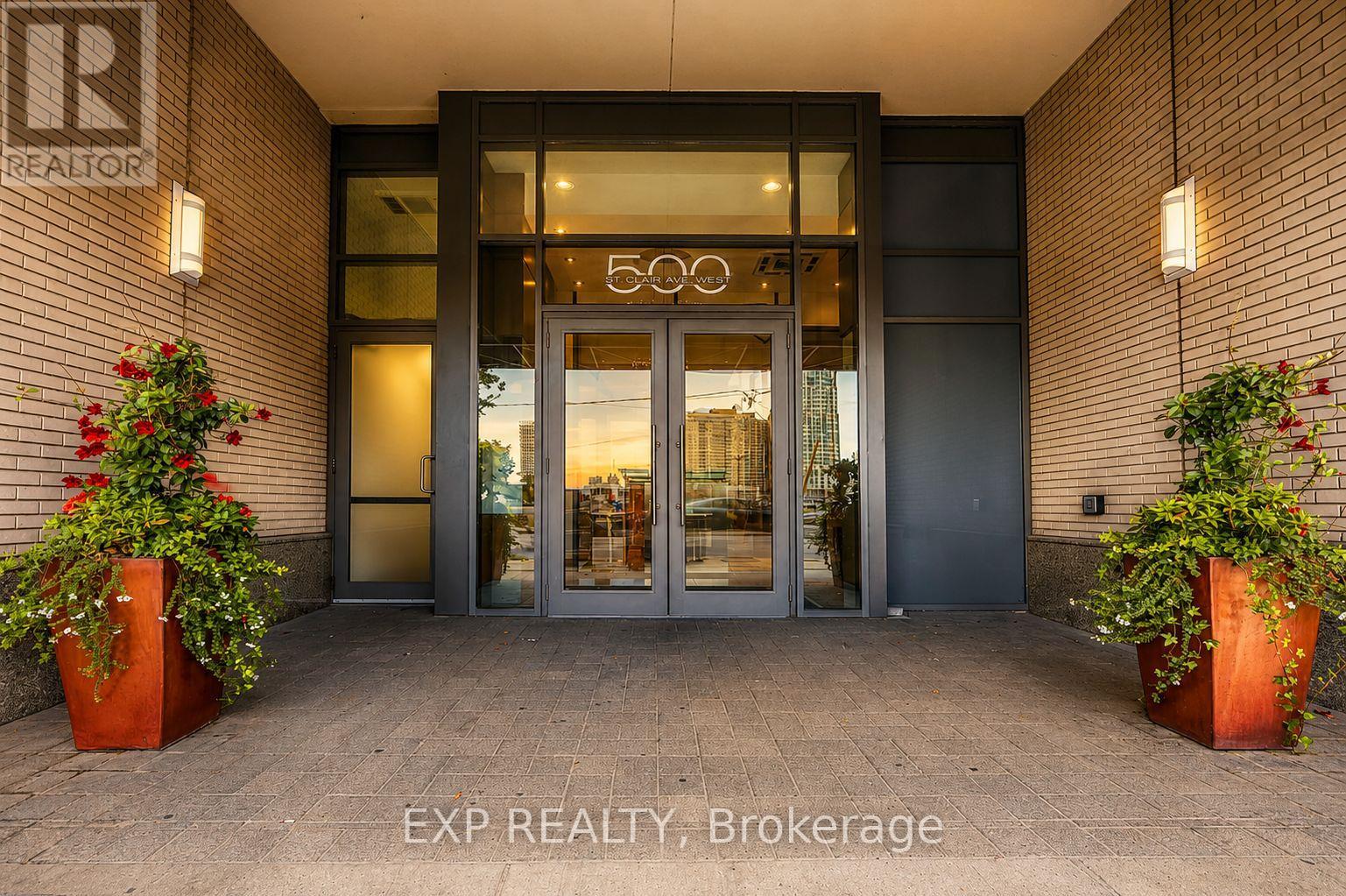 404 - 500 St Clair Avenue W Property Photo 26